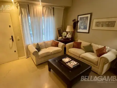 Depto Tipo Casa 3 ambientes con 2 baños