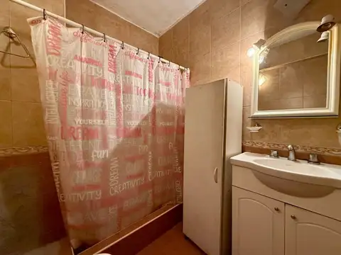 Depto Tipo Casa en Venta con 2 cocheras