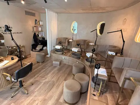 Fondo Comercio en Venta con 2 cocheras