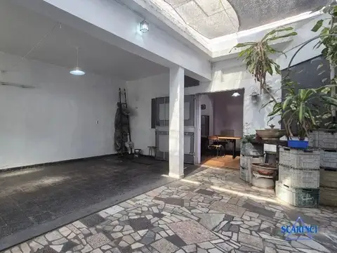 Depto Tipo Casa 4 ambientes con 2 baños