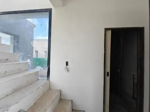 Moderna casa en Santa Elena