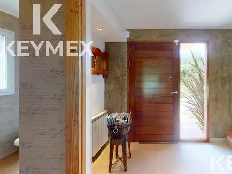 Casa 6 ambientes con 3 baños