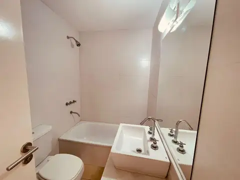 Departamento en Alquiler con 2 cocheras