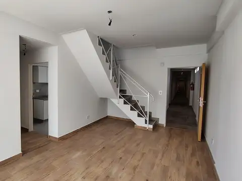Depto Tipo Casa en Venta en Villa Santa Rita, USD 198.000