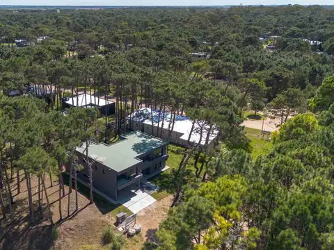 Casa en Venta en Álamos 2, USD 547.000