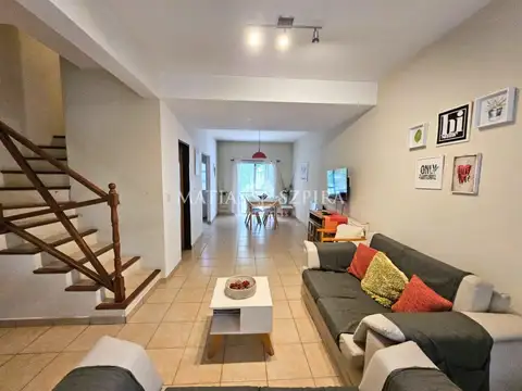 Presidente Victorino de la Plaza 300