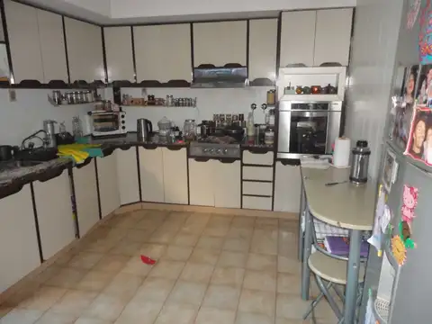 Casa - Venta - Argentina, Caseros - Gral Hornos 1900