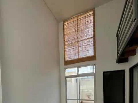 Depto Tipo Casa en Alquiler de 2 ambientes