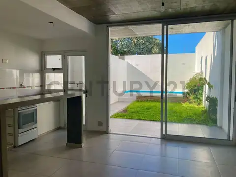 Casa en Alquiler en Tolosa, $ 950.000