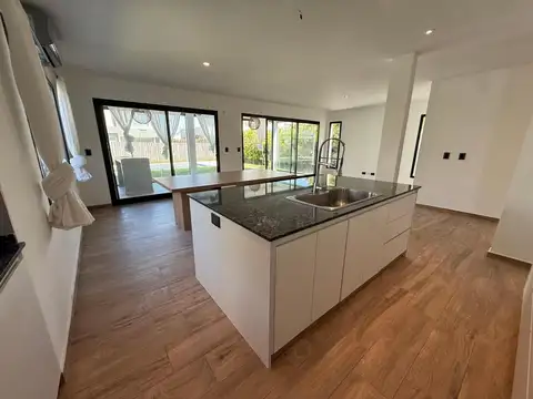 Casa en Venta en Barrio Lagoon Pilar, Excelente Oportuinidad