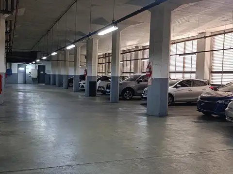 Venta de Cochera doble en edificio La Algodonera Colegiales CABA