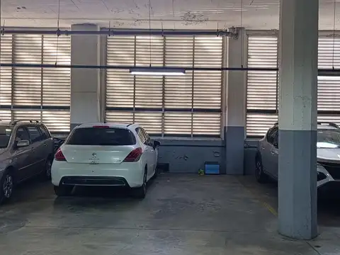 Venta de Cochera doble en edificio La Algodonera Colegiales CABA