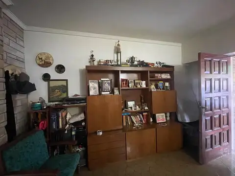 Casa en Venta con 4 cocheras