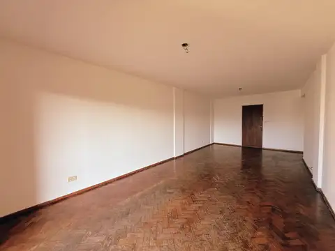 Departamento 5 ambientes con 2 baños