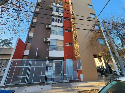 DEPARTAMENTO 2 AMBIENTES - EXCELENTE UBICACION - U$D 56.000! VENTA URGENTE