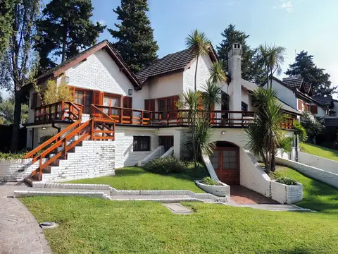 Casa en Venta en Barrio el Cazador, USD 750.000