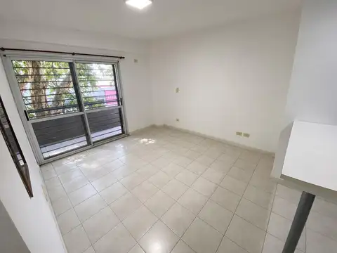 ALQUILER MONOABIENTE EN MORÓN NORTE AL BALCÓN