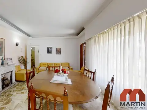 Casa en Venta en Olivos, USD 240.000