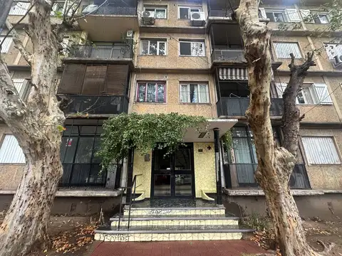 Departamento  en Venta en Ciudad Jardin, Tres de Febrero, G.B.A. Zona Oeste