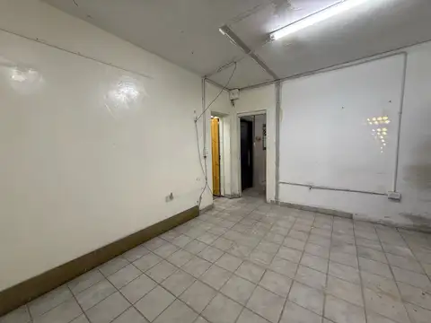 Casa en Venta con 5 cocheras