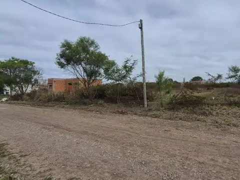 Terreno en Venta 15  mts Fondo