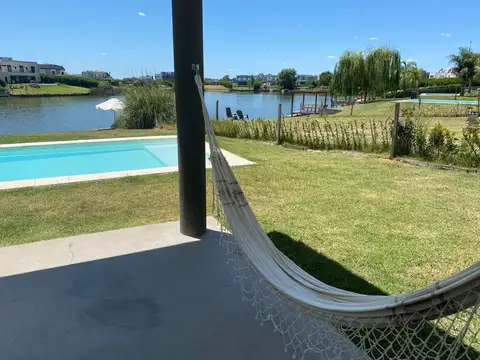 Casa en Venta en San Sebastian, USD 318.000