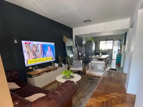 Departamento en venta - 3 Dormitorios 2 Baños - Floresta