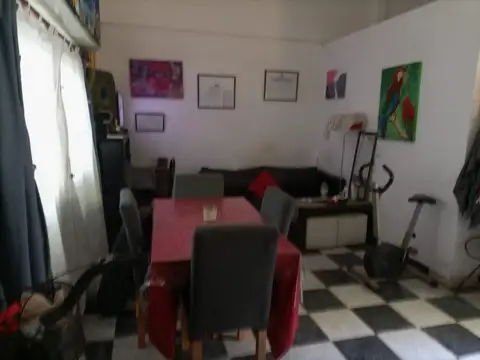 Depto Tipo Casa 3 ambientes con 1 baño
