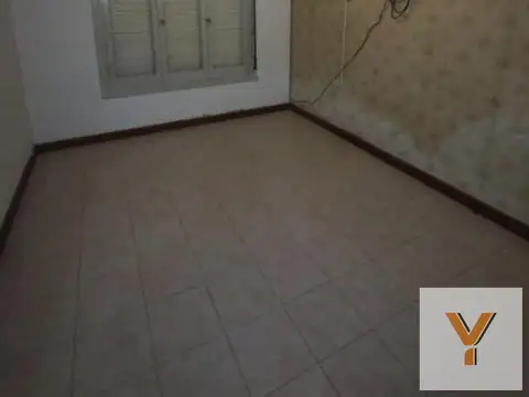 Casa en venta - 4 Dormitorios 2 Baños - Río Cuarto