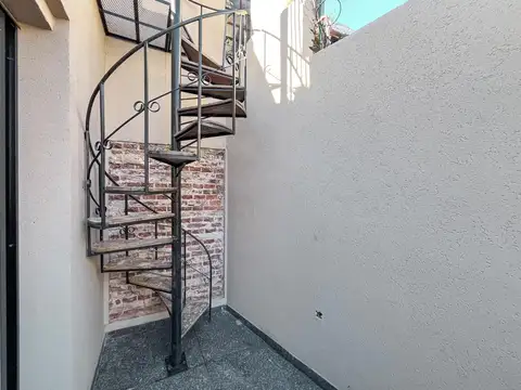 Depto Tipo Casa en Venta de 1 dormitorio
