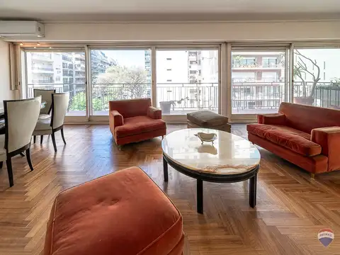 Avenida Luis María Campos 1200