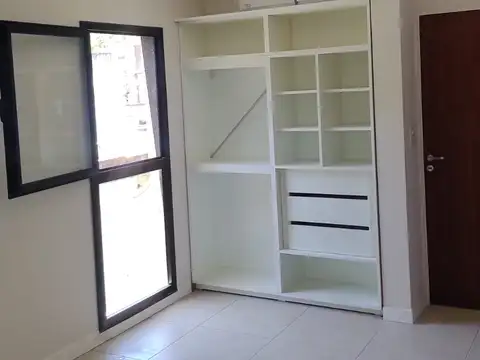 Departamento en Alquiler en Echesortu, $ 400.000