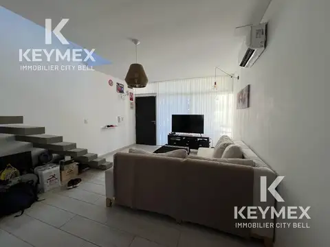 Casa en Alquiler en City Bell, $ 1.400.000