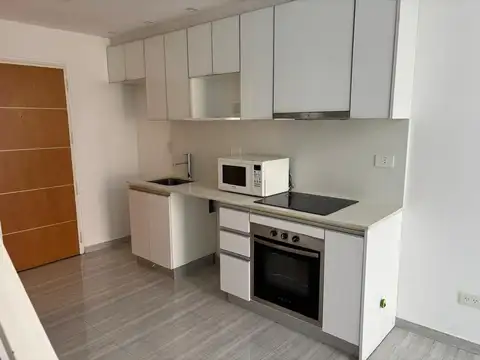 Hermoso PH tipo loft como nuevo a metros de Av. Maipu de 60