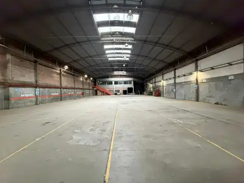 Galpón - Depósito de  1794 m2.  Nueva Pompeya - ALQUILER