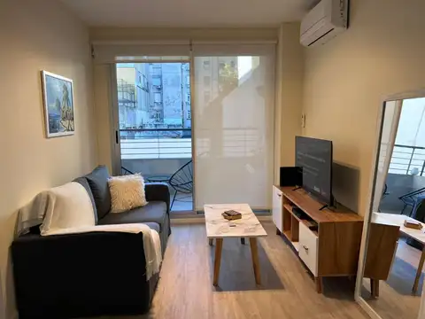 URBAN BALCONY – Luz, confort y ubicación estratégica