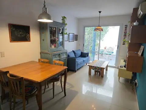 Depto Tipo Casa en Venta 15 años