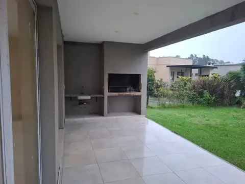 Casa en Alquiler en La Cañada - Los Arces, $ 1.300.000