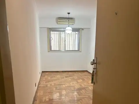Departamento en Alquiler en Ramos Mejía Norte, $ 680.000
