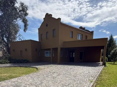 CASA EN VENTA BARRIO PRIVADO LA MAGDALENA HISTORICO CANNING