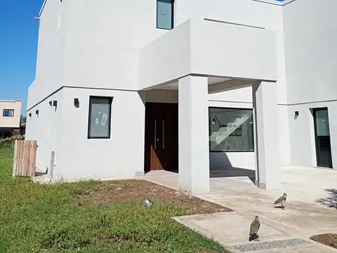 Altos de Campo Grande, Pilar 100