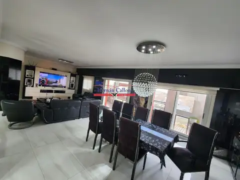 Departamento 4 ambientes con 3 baños