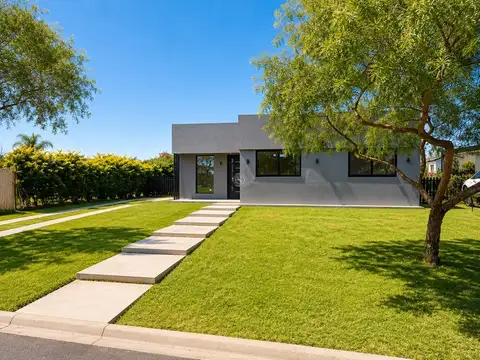 Casa  en Venta en San Alfonso, Pilar del Este, Pilar