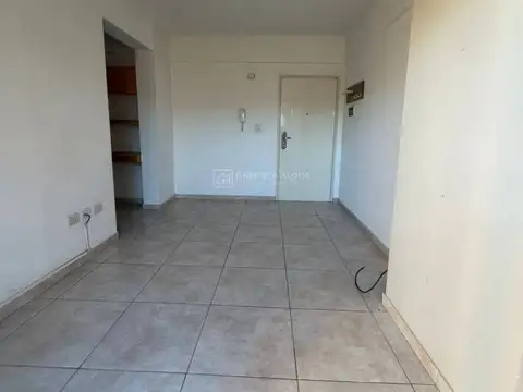 Departamento en Alquiler en Caseros, $ 520.000
