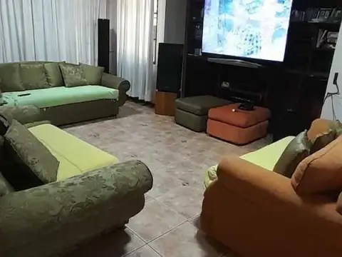Casa en Venta en Limpio, $ 1.250.000.000