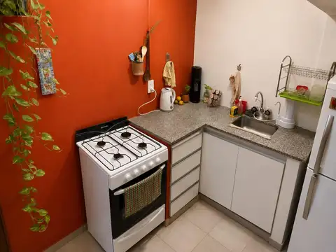 Casa 2 ambientes con 1 baño