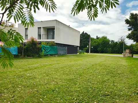 Terreno en Venta 39  mts Fondo