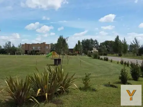 Terreno en Venta de 1586,0 m2