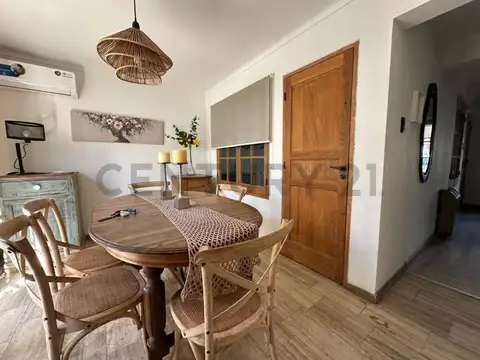Casa dúplex en VENTA en la Quinta Sección de la Ciudad de Mendoza