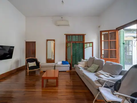 Casa 7 ambientes con 3 baños